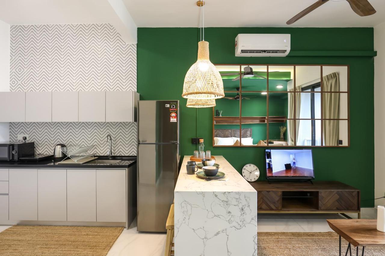 Peaceful Studio W Pool For 3 Pax - Seri Kembangan Kültér fotó