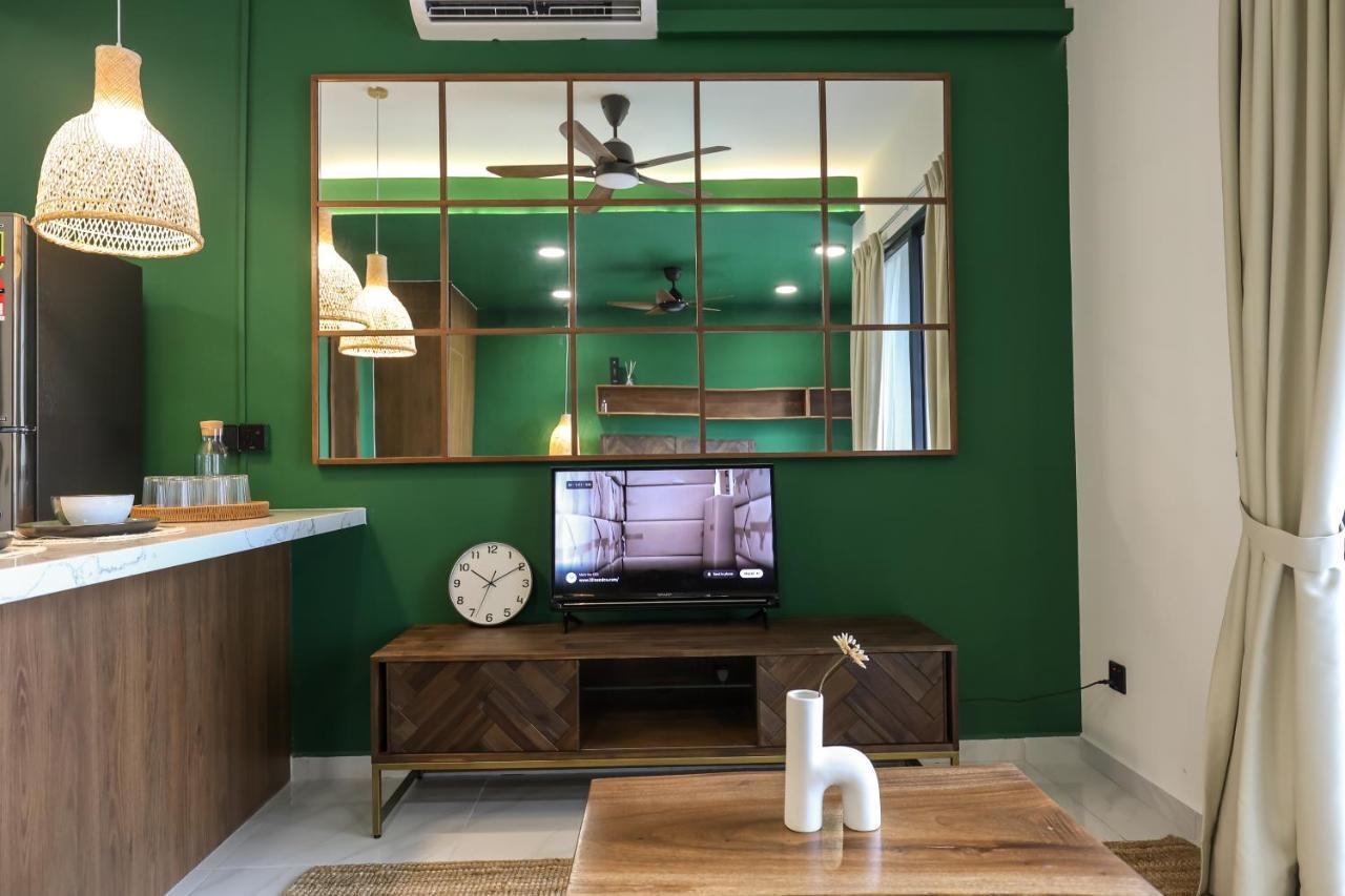 Peaceful Studio W Pool For 3 Pax - Seri Kembangan Kültér fotó